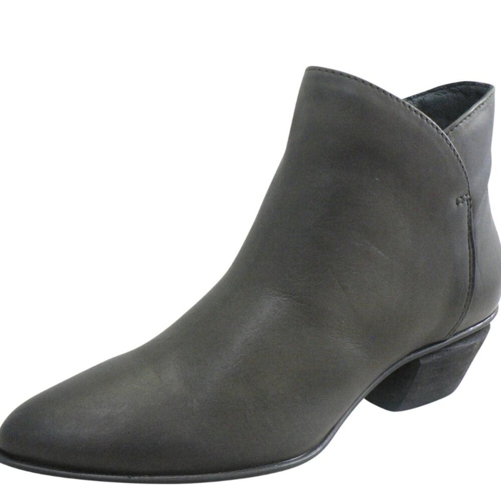 EOS Weston Boot - Khaki - NIB